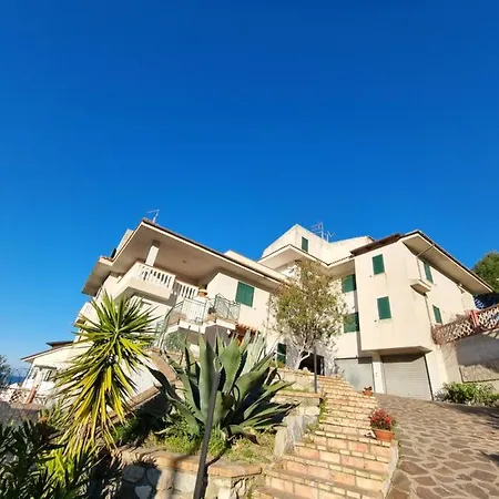 Apartment I Giardini Del Castello *